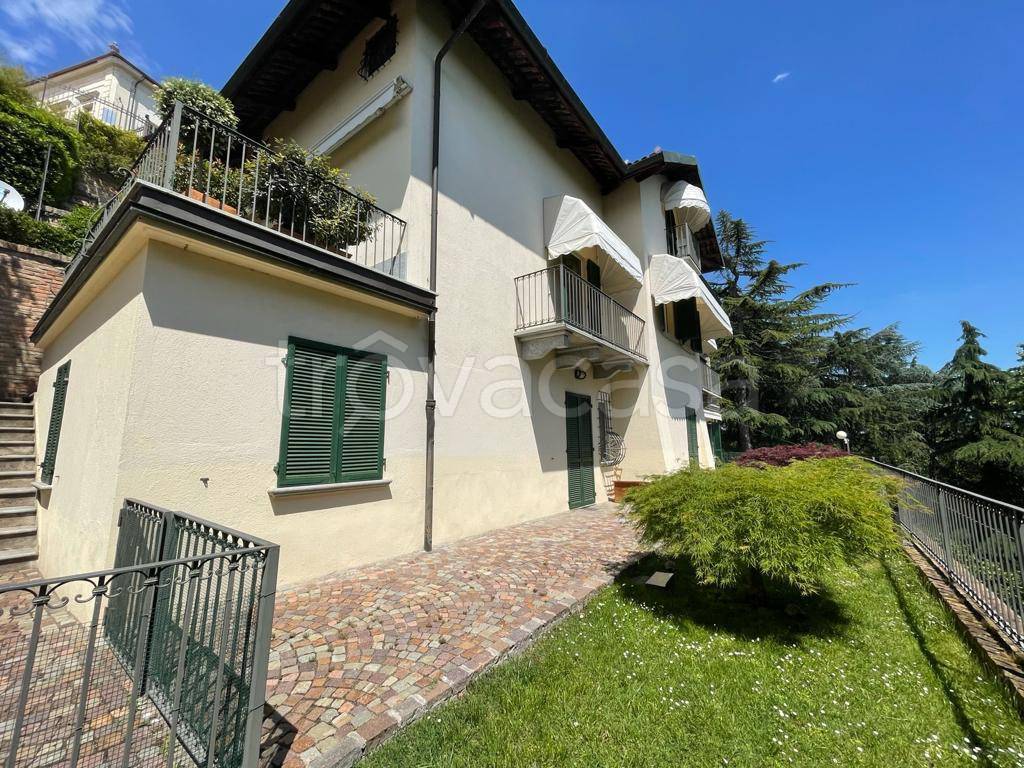 Villa in vendita a Fossano viale Giuseppe Mellano