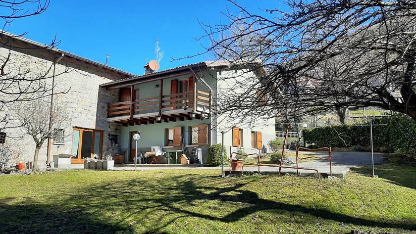 Villa Bifamiliare in vendita a Serina via Pietro Bonaldi