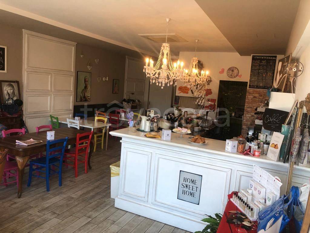 Bar in in vendita da privato a Seriate via Deco' e Canetta, 79