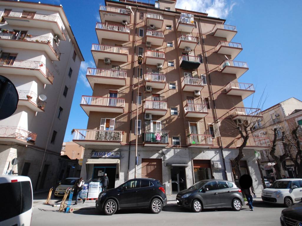 Appartamento in vendita a Foggia via Giovanni Urbano, 53