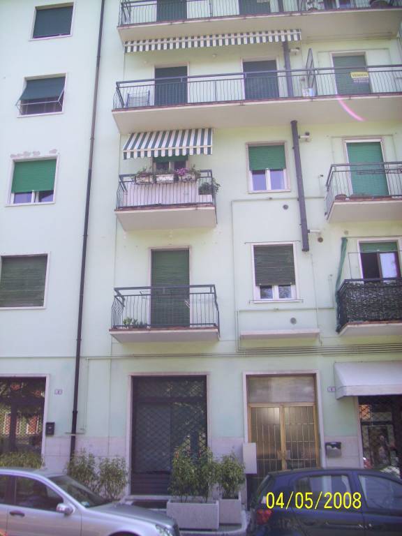 Appartamento in in vendita da privato a Verona via Matteo Albertini, 1