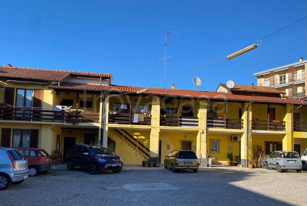 Casa Indipendente in vendita a Canegrate via Filippo Corridoni