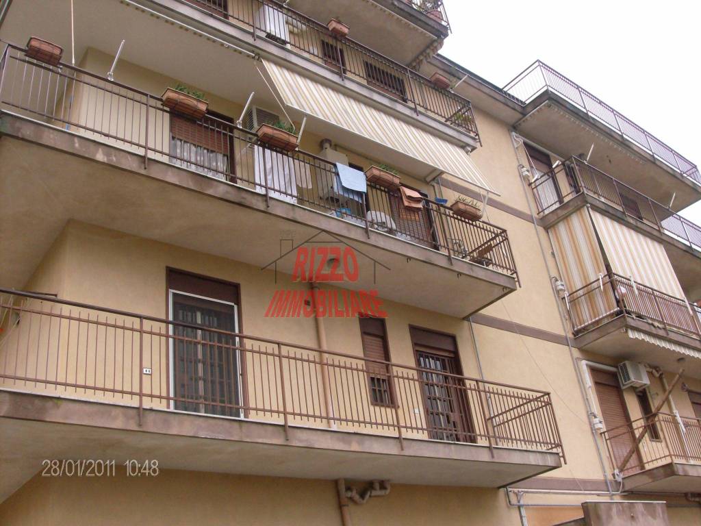 Appartamento in vendita a Misilmeri via Crispino Vicari