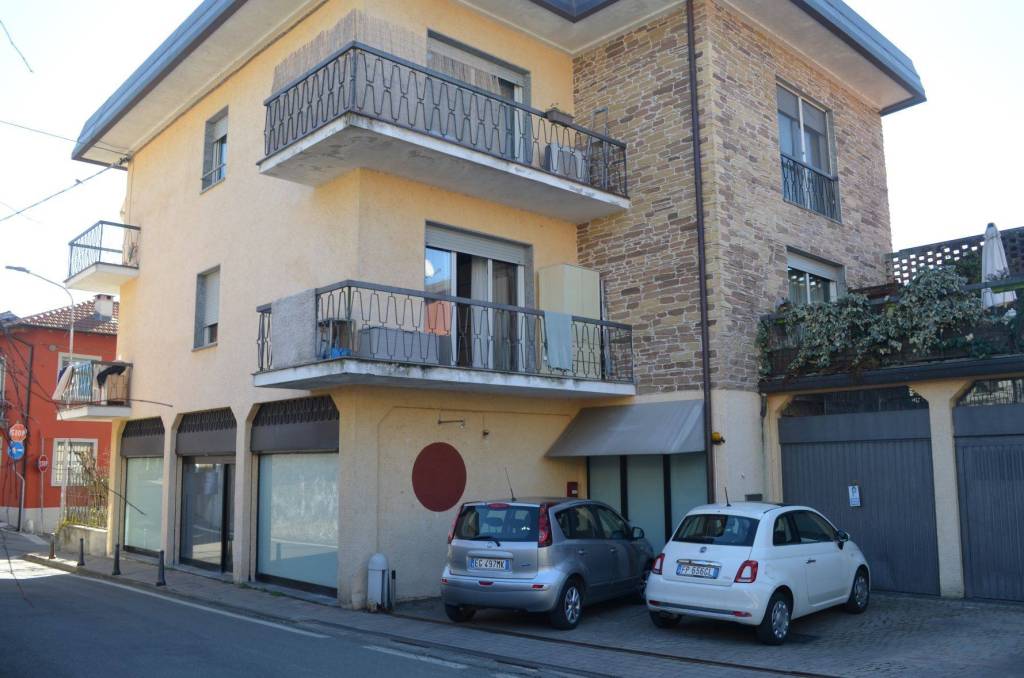 Appartamento in vendita a Sesto Calende via Crocera