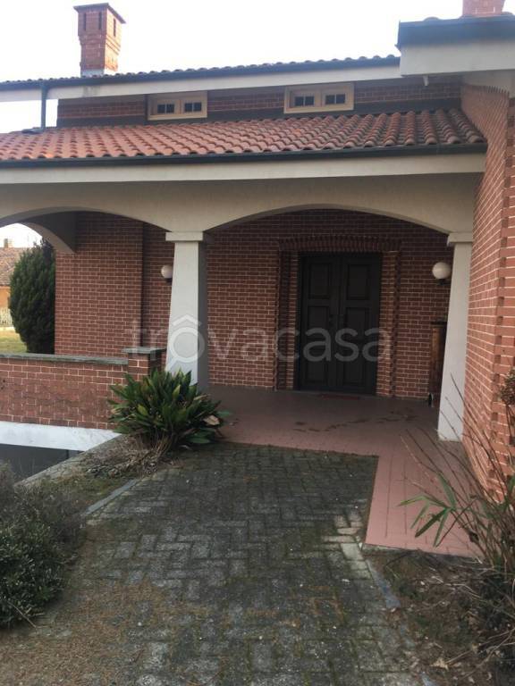Villa in vendita a Scalenghe via Buriasco, 24