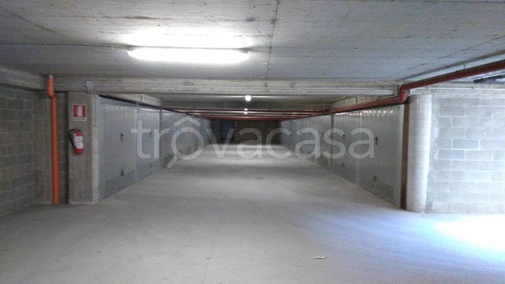 Garage in vendita ad Asti via Sant'Evasio, 6