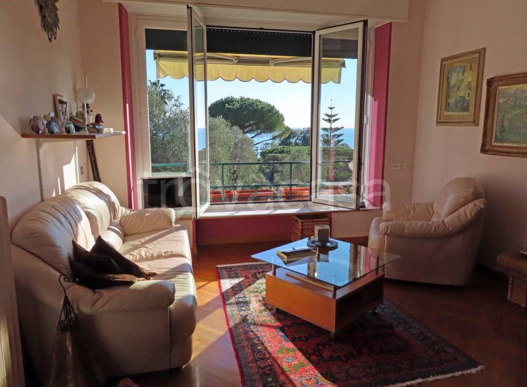 Appartamento in in vendita da privato a Rapallo via Conca del Sole