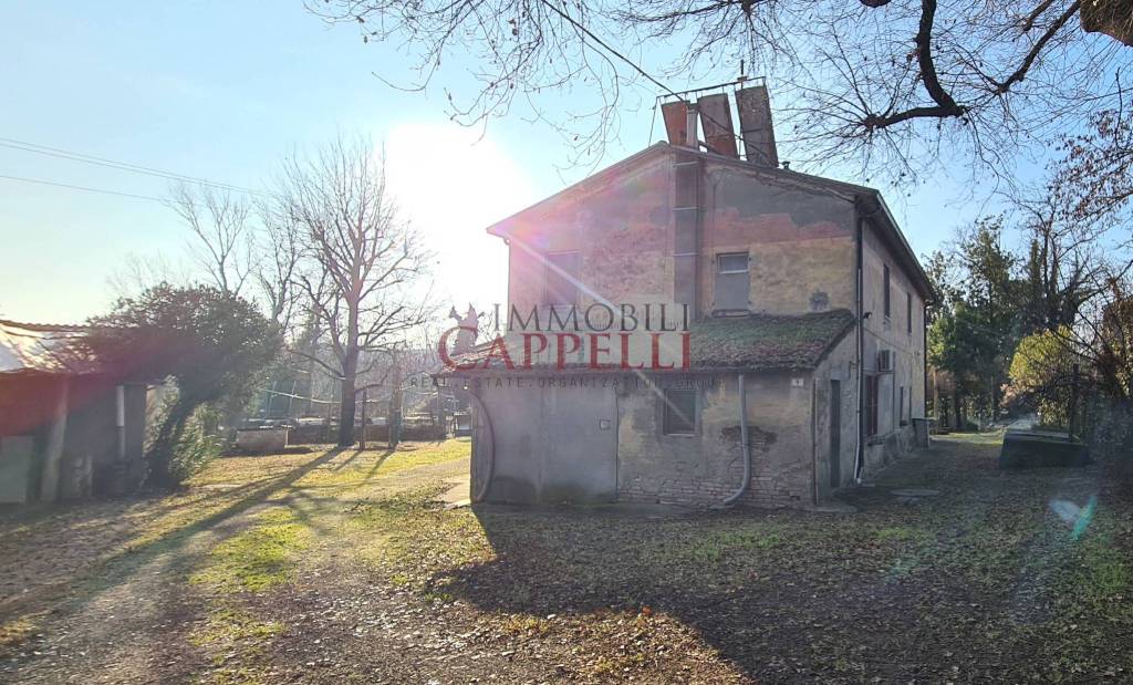 Colonica in vendita a Forlì