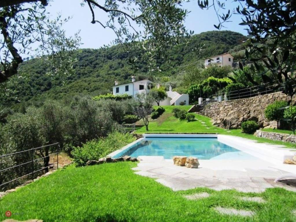 Villa Bifamiliare in affitto a Santa Margherita Ligure via Partigiano Simone Stefani