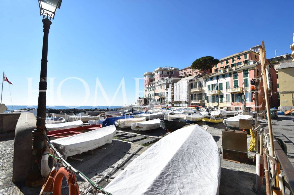Appartamento in vendita a Genova via Bartolomeo Chighizola