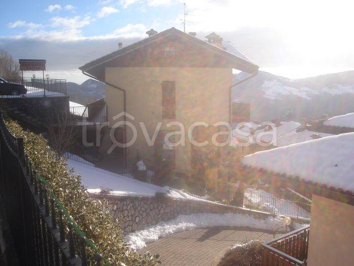 Appartamento in in vendita da privato a Costa Serina via Bergamo