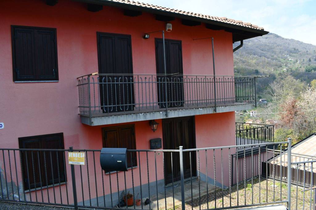 Villa Bifamiliare in in vendita da privato a Biella strada Favaro di Là, 70
