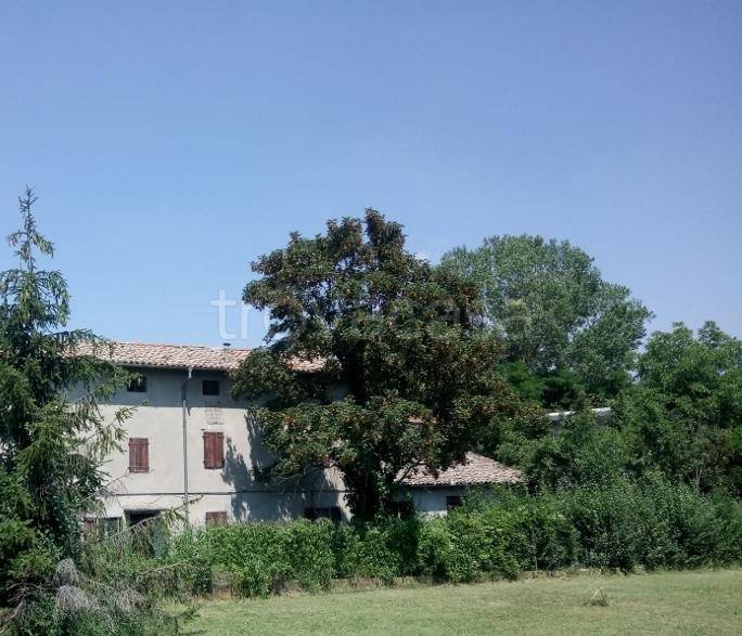Villa in vendita a Felino via m. Pontirol battisti