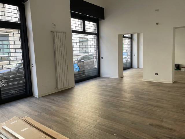 negozio in affitto a Milano in zona Bocconi