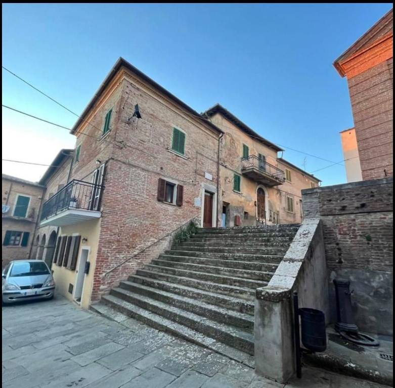 Casa Indipendente in in vendita da privato a Montepulciano piazza Santa Margherita da Cortona, 6