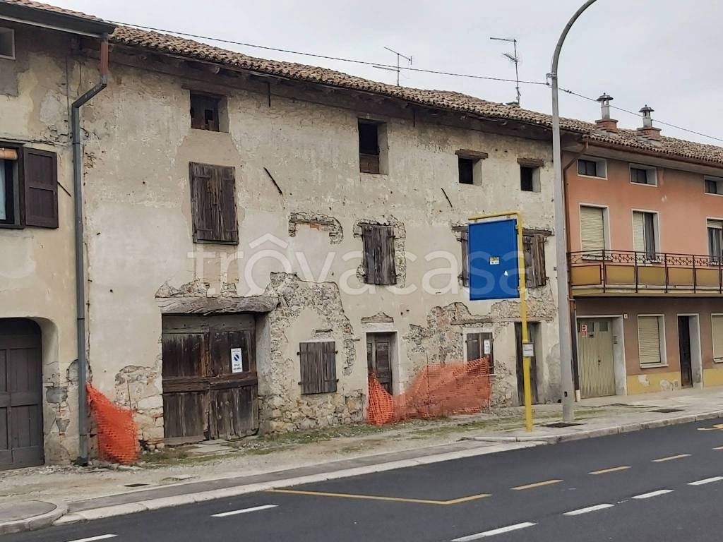 Rustico in vendita a Romans d'Isonzo via 25 Maggio, 16