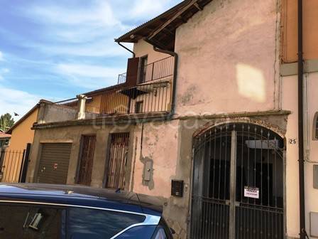 Casa Indipendente in vendita a Carmagnola via Ospedale, 25
