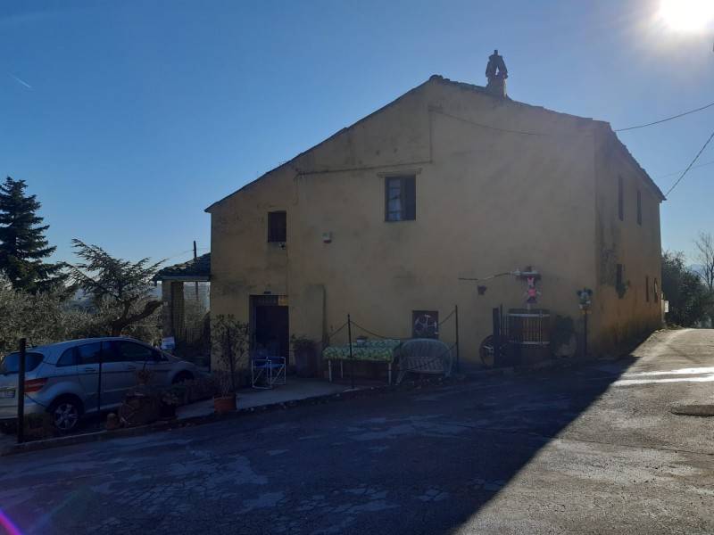 Colonica in vendita a Monte Roberto via 24 Maggio, 31C