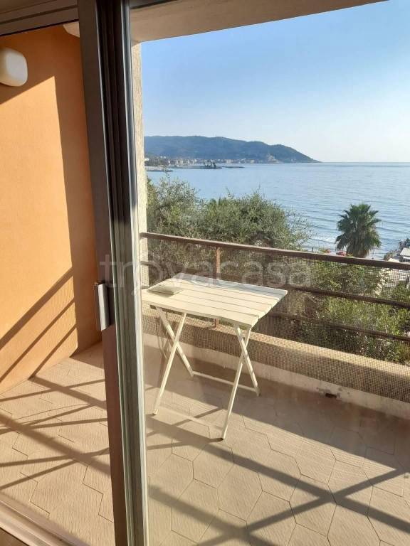 Appartamento in in vendita da privato a Diano Marina via Sant'Elmo, 21