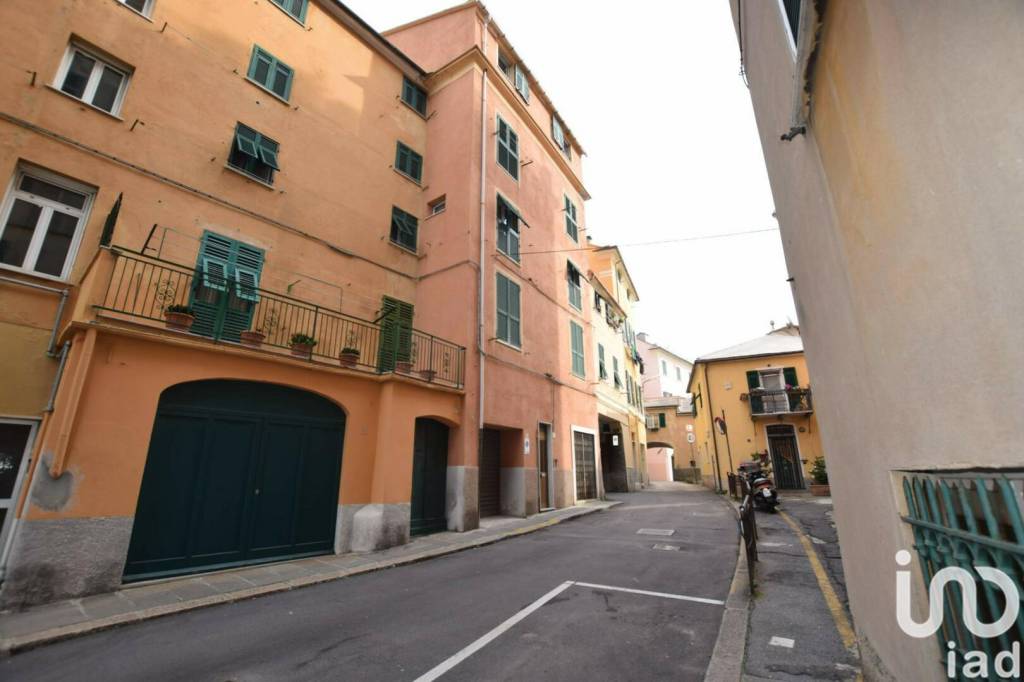 Appartamento in vendita a Genova via Sapello