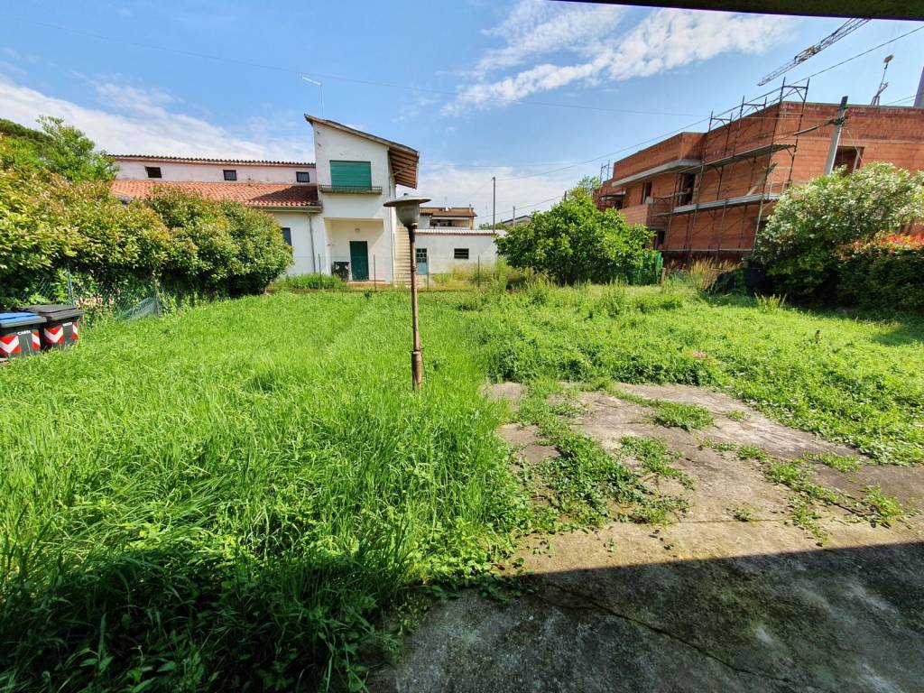 Villa in vendita a Padova via Montà