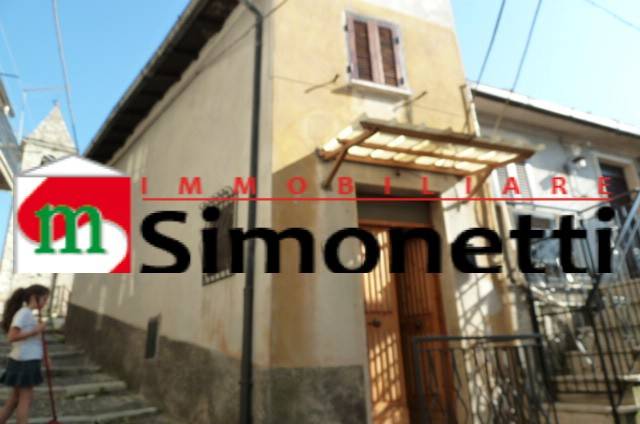 Villa a Schiera in vendita a Carsoli via Trento, 103