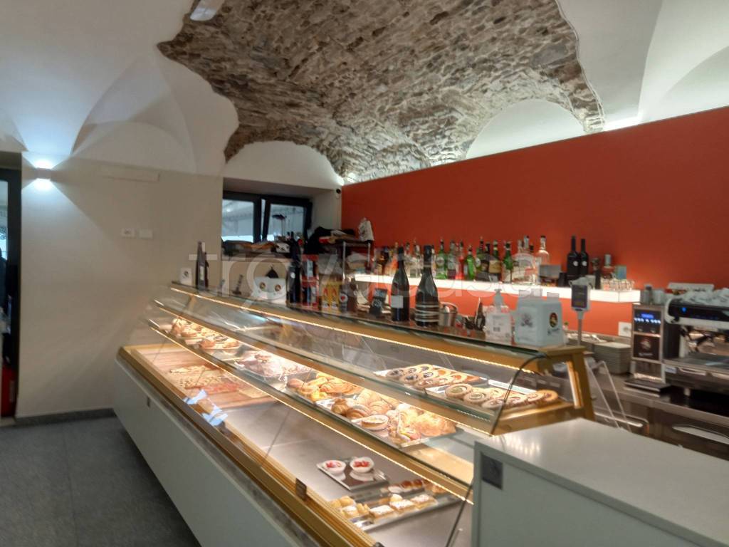 Bar in vendita a Lerici via Giacomo matteotti-san Terenzo, 11