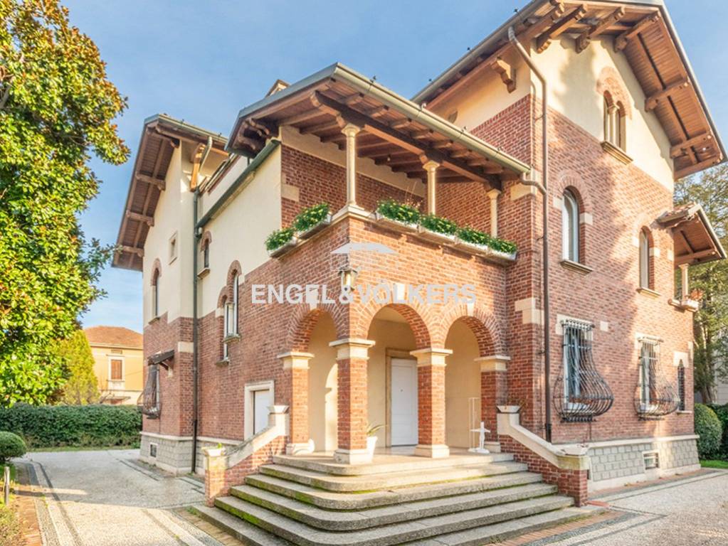 Villa in vendita a Cesano Maderno via Pier Fortunato Calvi, 3
