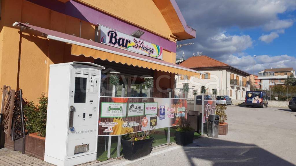 Bar in in vendita da privato a L'Aquila strada Statale Diciassette Ovest, 27