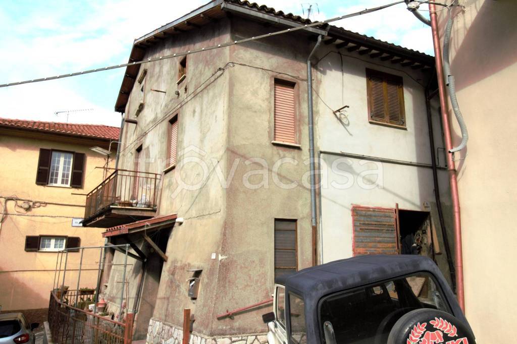 Casa Indipendente in vendita a Cittaducale via Dritta