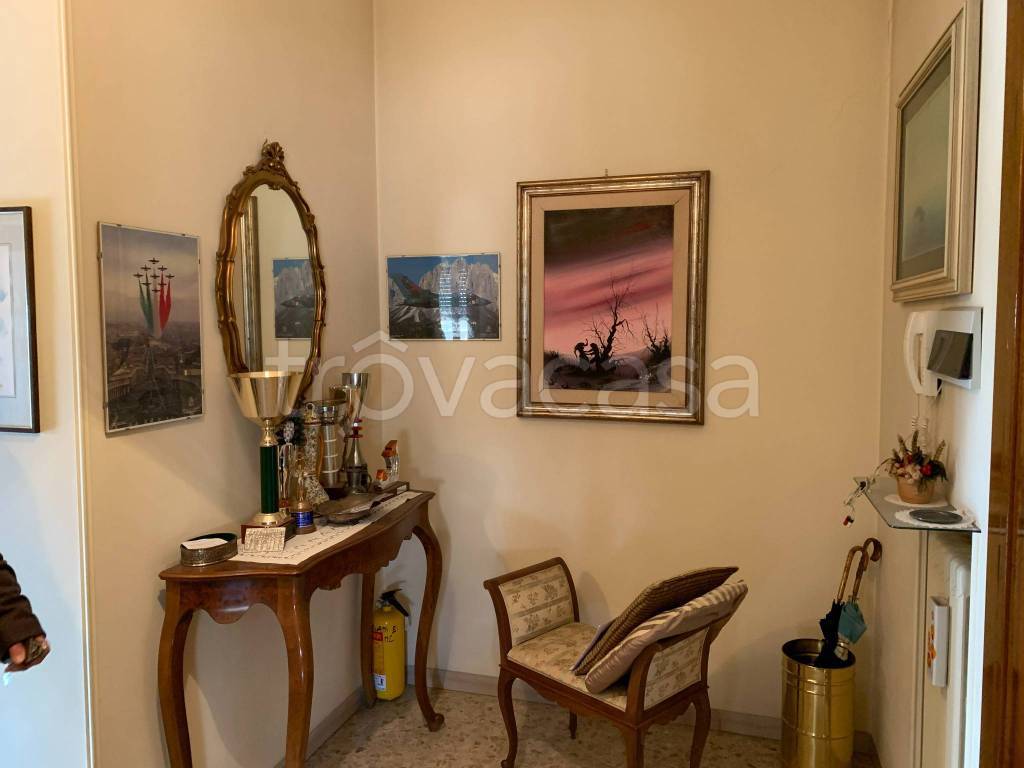 Appartamento in vendita a Macerata via Cassiano da Fabriano
