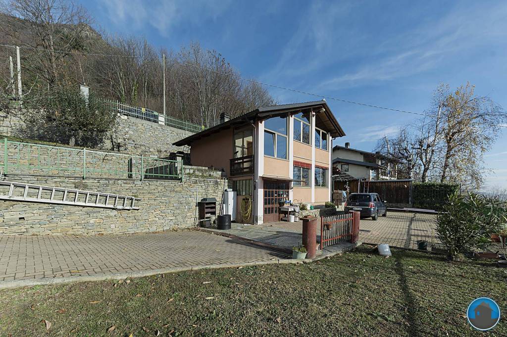Villa in vendita a Torre Pellice via Coppieri, 63