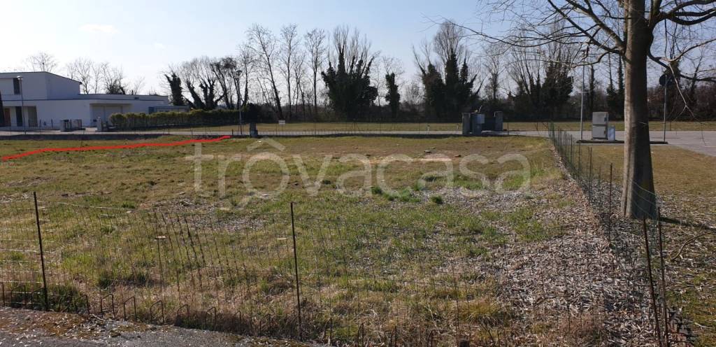 Terreno Residenziale in vendita a Breda di Piave via Sergente m. Davanzo, 72