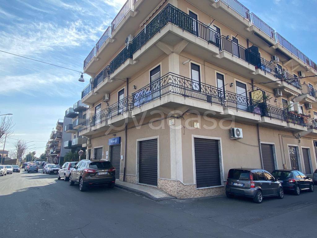 Appartamento in in vendita da privato a Biancavilla via Vittorio Emanuele, 26