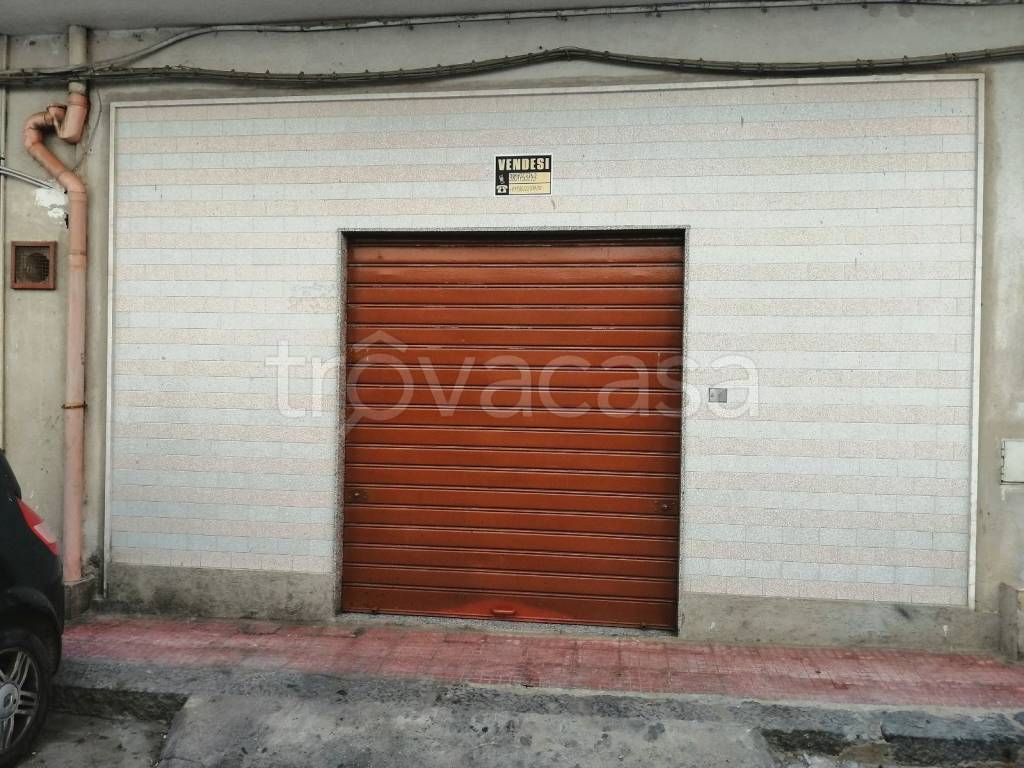 Garage in vendita a Porto Empedocle via Firenze, 61