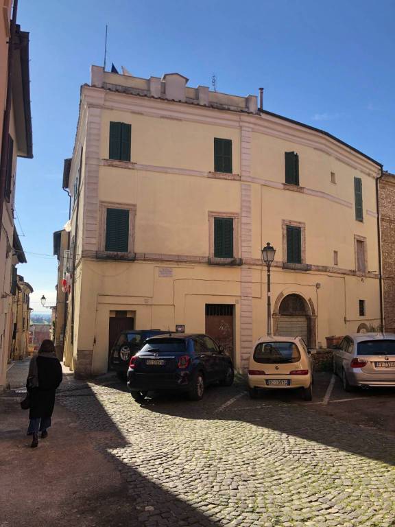 Appartamento in in vendita da privato a Monterotondo via Dante Alighieri, 10