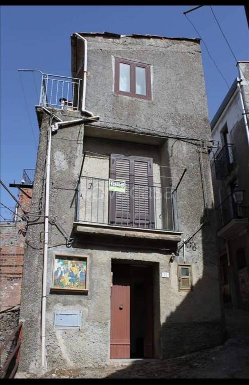 Intero Stabile in in vendita da privato a San Mauro Castelverde via Spallino, 13