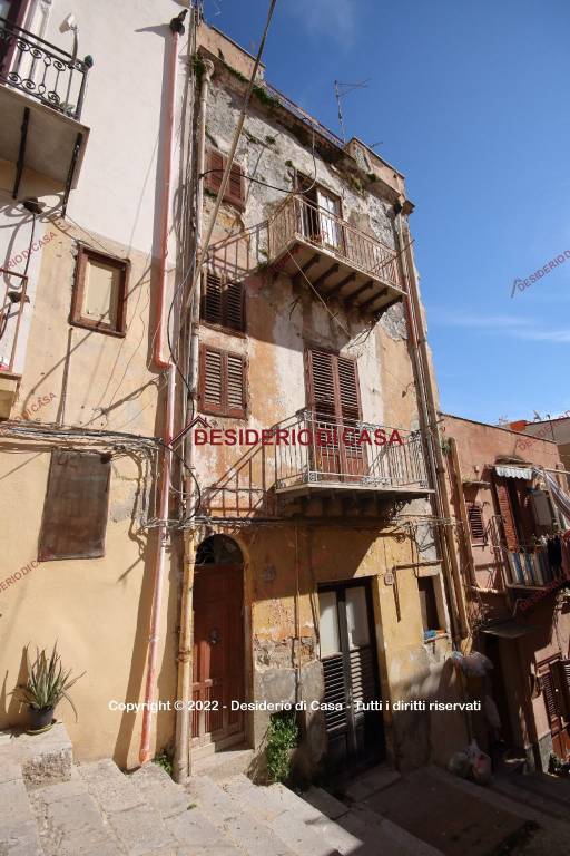 Casa Indipendente in vendita a Termini Imerese via Torre dei Saccari, 27