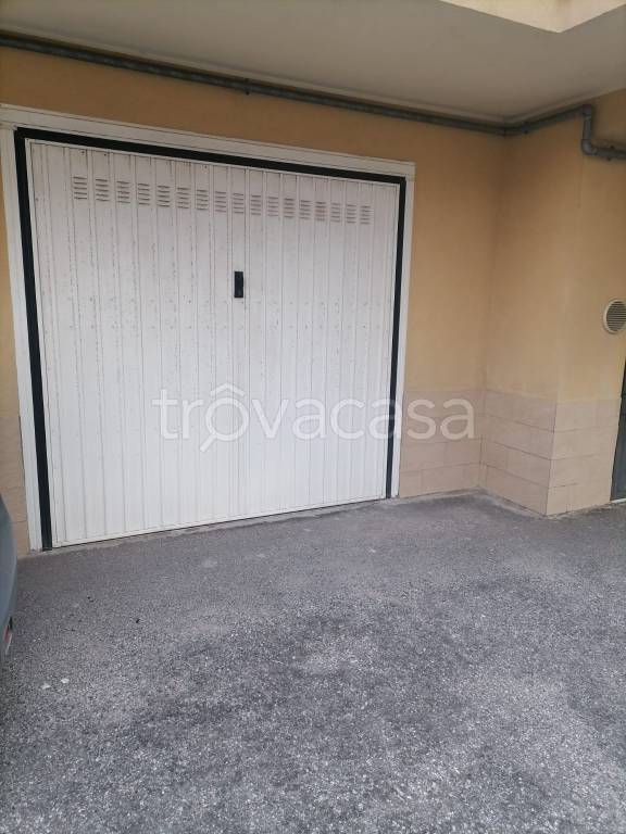 Garage in vendita a Messina via Contesse, 53