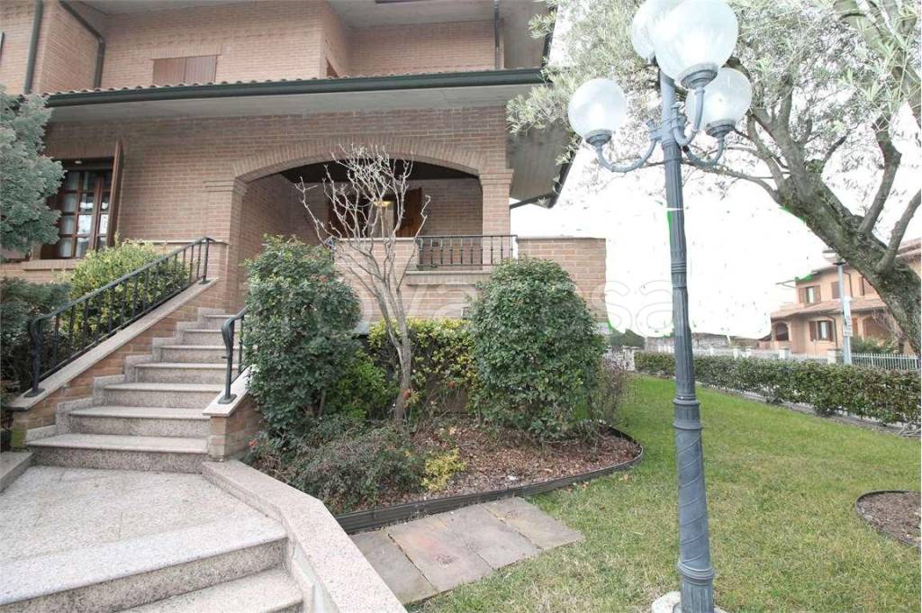 Villa Bifamiliare in vendita a Sassuolo via padovani, 20