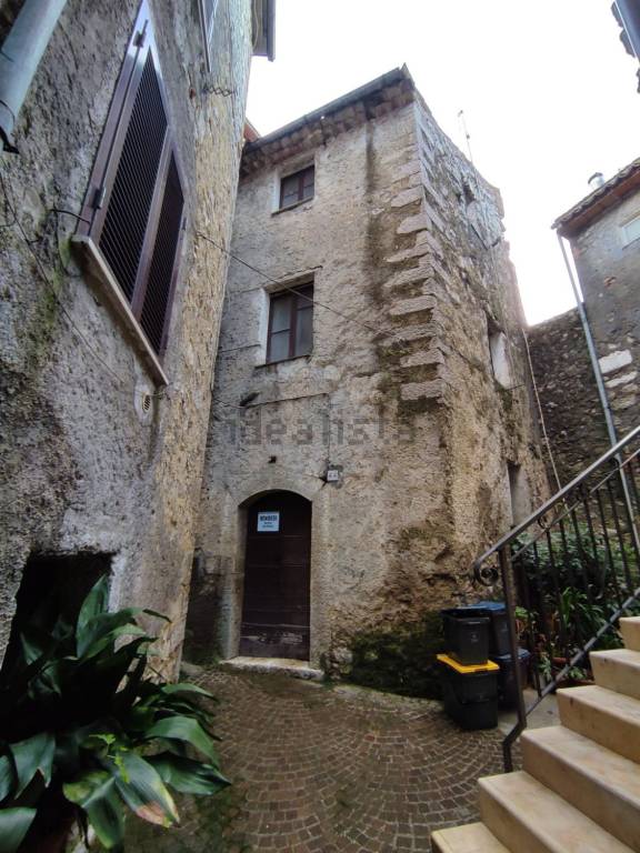 Casa Indipendente in vendita ad Amaseno via della Fortuna, 42