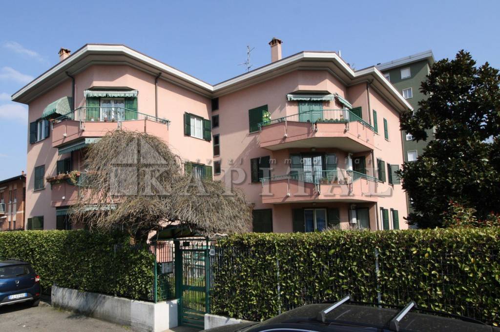 Appartamento in vendita a Cinisello Balsamo via Giovanni Battista Pergolesi, 10
