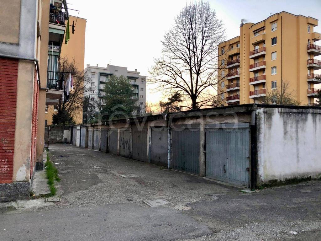 Garage in vendita a Pioltello piazza Giuseppe Garibaldi
