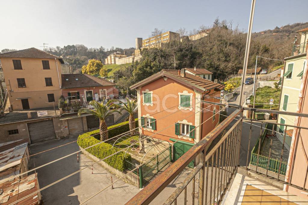 Appartamento in vendita a Genova via Campo di Tiro, 17