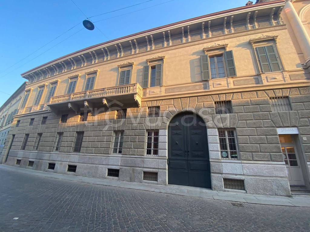 Appartamento in vendita a Cremona corso Giacomo Matteotti, 23