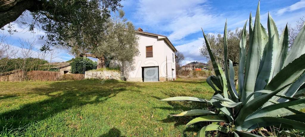 Casale in vendita a San Severino Marche località Serralta