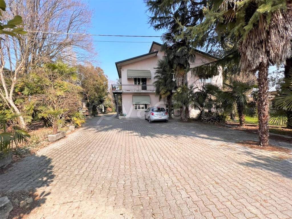 Casa Indipendente in vendita a Villanova di Camposampiero via Piovega Nord, 75