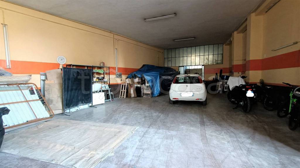 Garage in vendita a Macerata