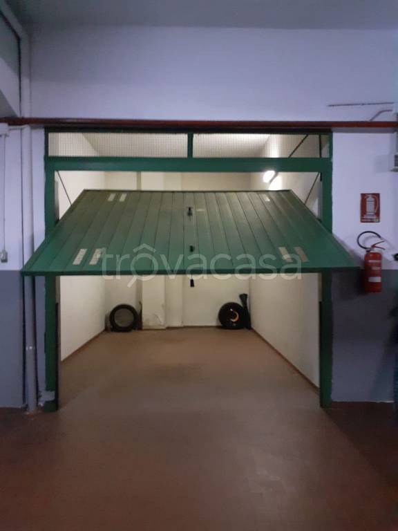 Garage in affitto a Torino corso Vittorio Emanuele ii, 200
