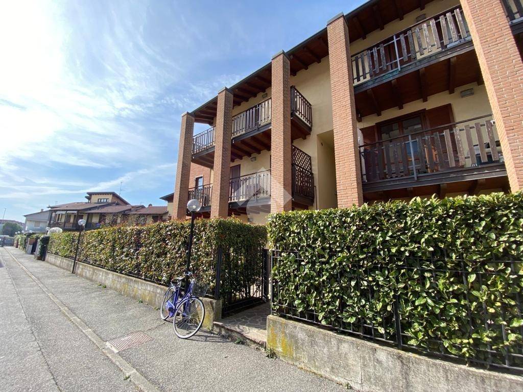 Appartamento in vendita a Treviolo via Bergamo, 15